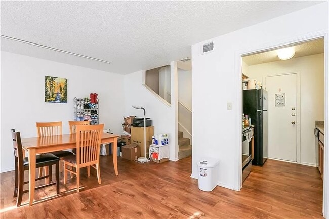 Building Photo - 1808 Rio Grande St Unit #10 Rental