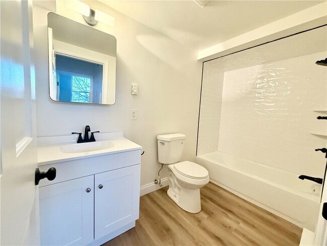 Photo - 366 Main St Unit G3