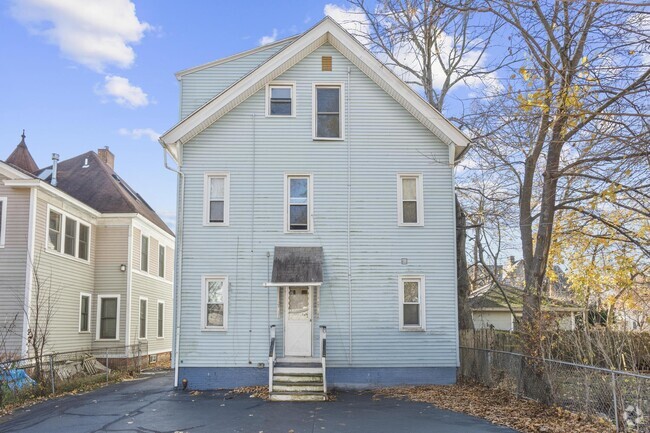 Building Photo - 79 Maple St Unit 3 Rental