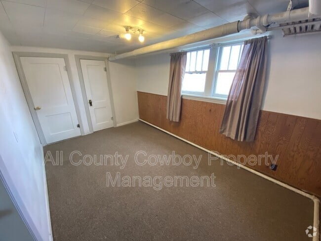 Building Photo - 769 N 8th St Unit 769 #4 Rental