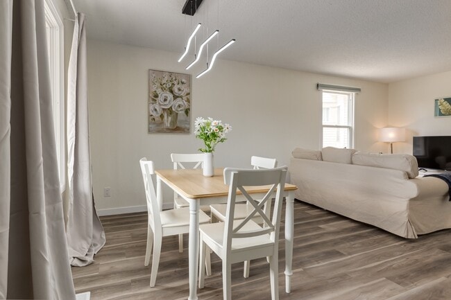 Building Photo - Bowness Complex