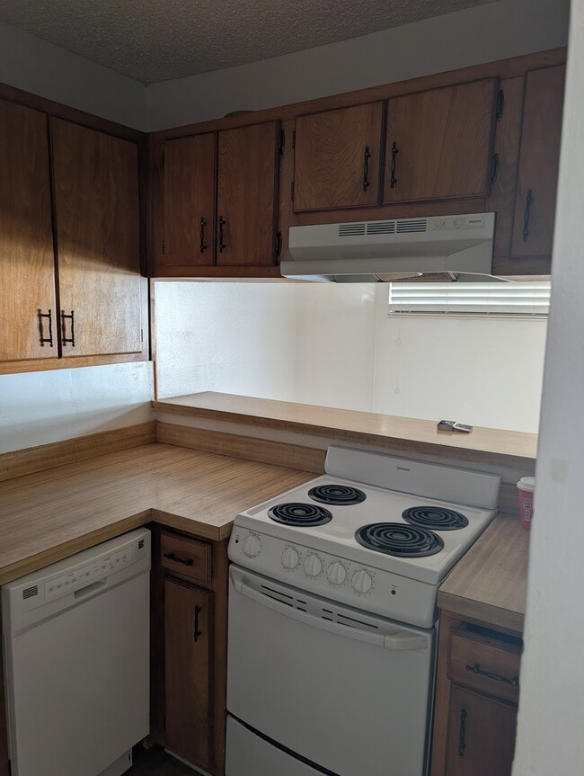 467 NW Lake City Ave Unit Cindi Brennan