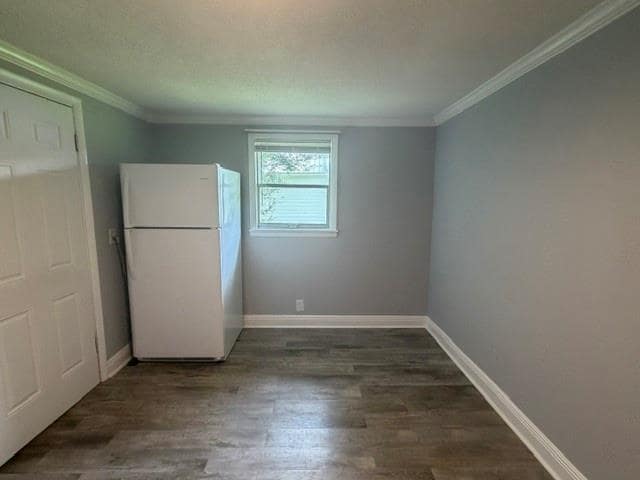 Photo - 10375 Freeland Ave