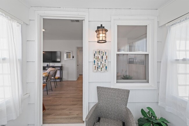 Photo - 115 N Wilson Ave
