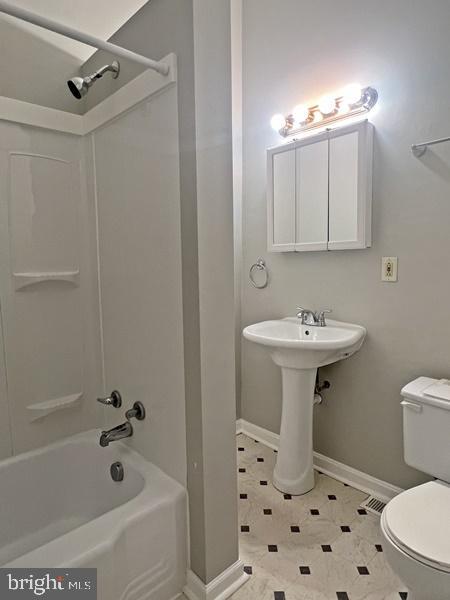 Photo - 125 N Beaver St