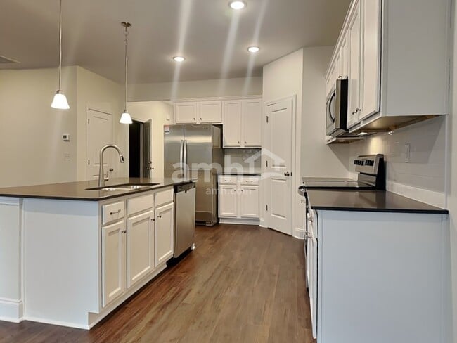 Photo - 5500A Farm Pond Ln