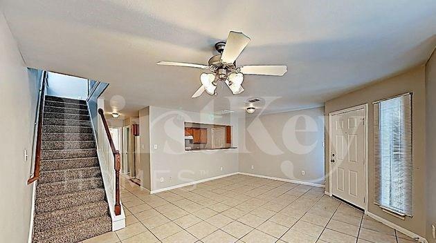 Photo - 2932 La Estancia Ln