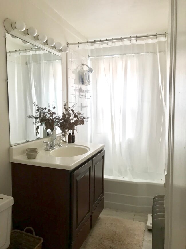 Photo - 2660 Mayfield Rd