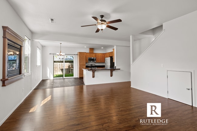 Photo - Southwest Medford / Near ROGUE X