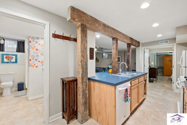 Photo - 132N33RD Unit 132 N 33RD 1