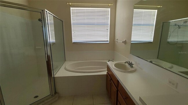 Photo - 31422 Bridgegate Dr