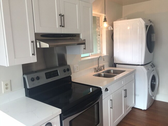 Photo - frl1920-1922 Unit 1920