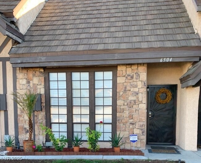 Photo - 6504 Ironbark Ln