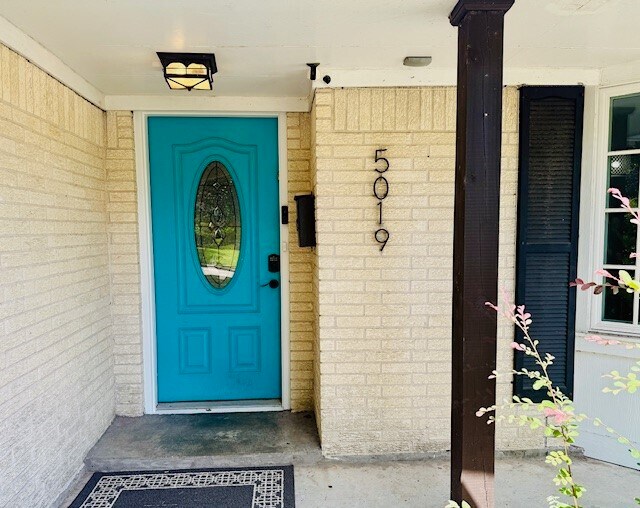 Photo - 5019 Oak Forest Dr