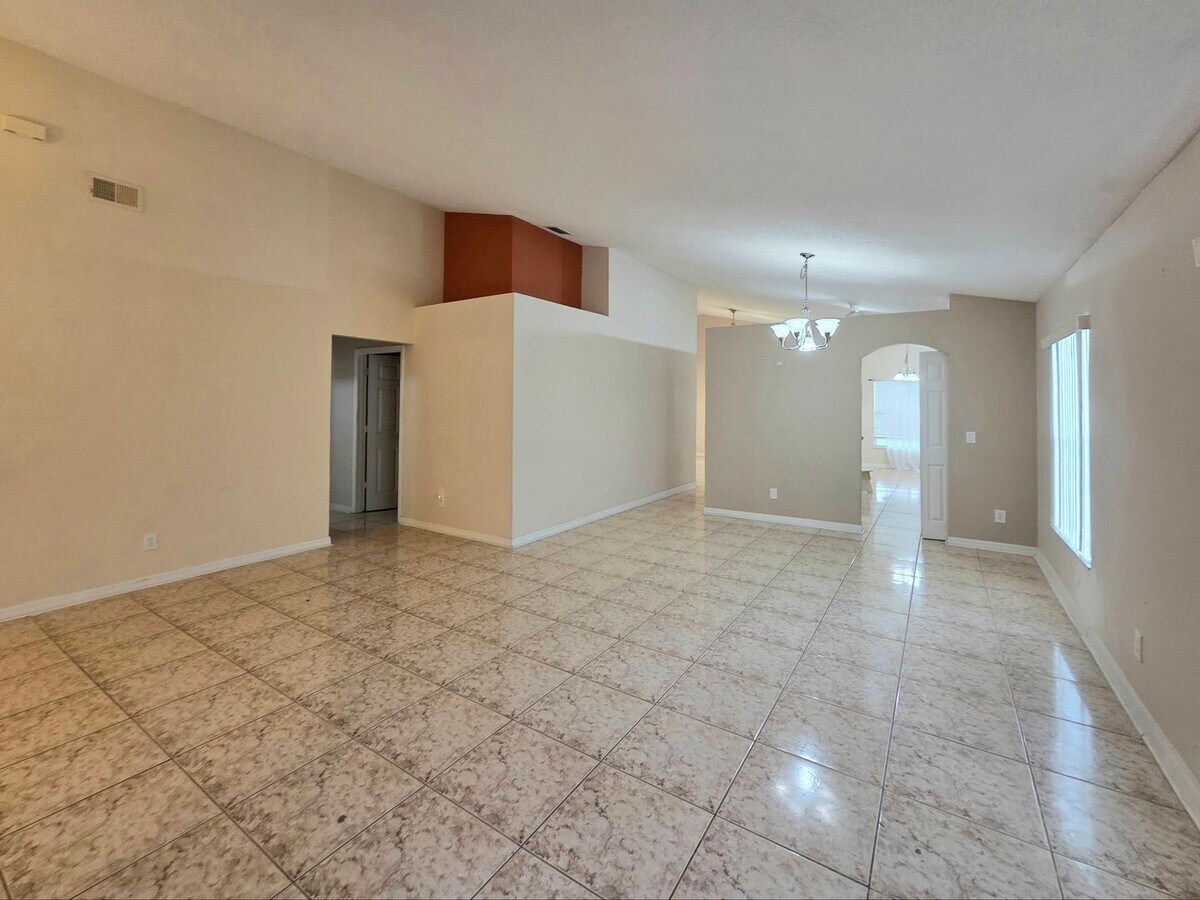 Photo - 13912 Valleybrooke Ln