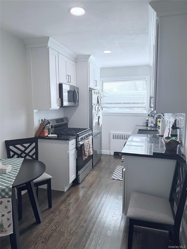 Photo - 81-10 Langdale St Unit 247A