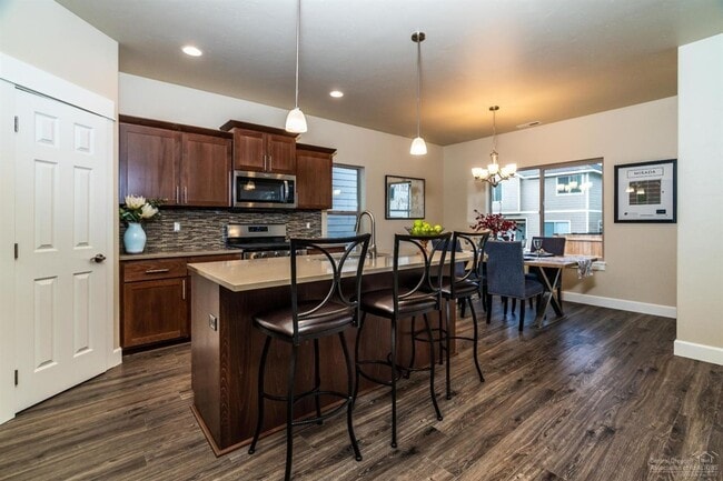 Photo - 20605 SE Slate Ave