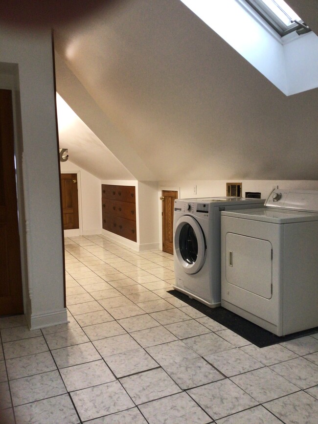 Photo - 519 Lowerline St Unit #2B