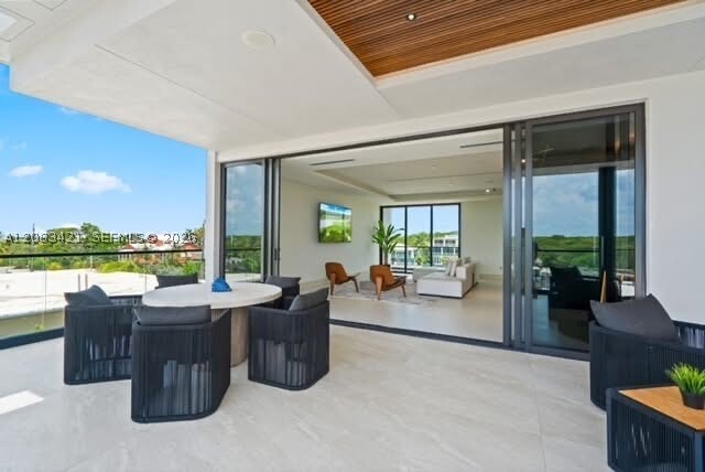 Photo - 16 S Exuma Rd