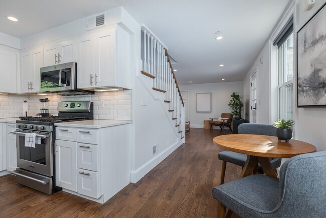 Photo - 117 Centre St Unit 2