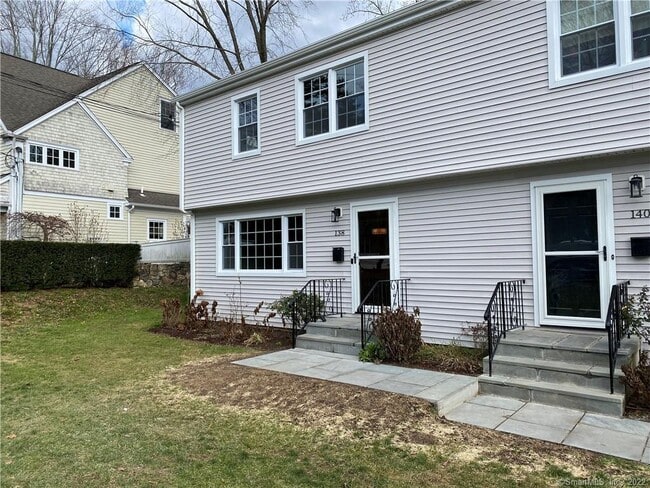 Building Photo - 138 Millport Ave