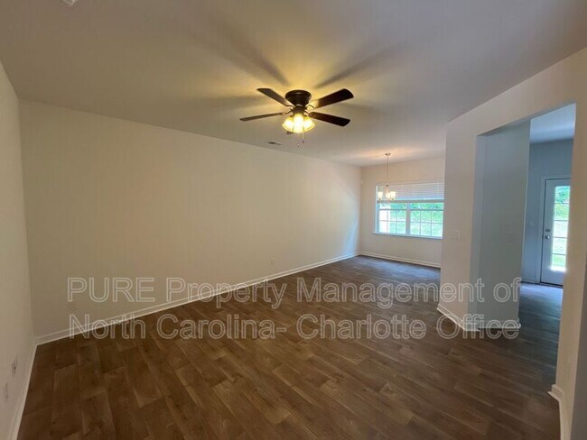 Photo - 6116 Guildhall Ln