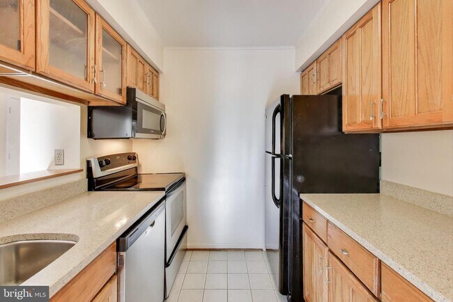 Photo - 1639 Carriage House Terrace Unit J