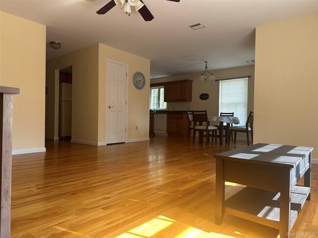 Photo - 105 N Montgomery St Unit 6