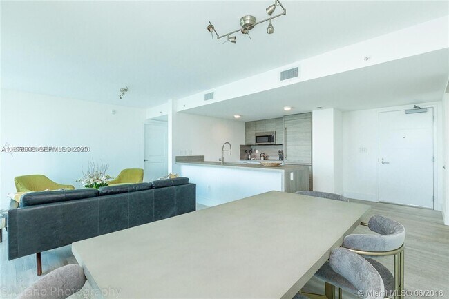 Photo - 400 Sunny Isles Blvd Unit 501