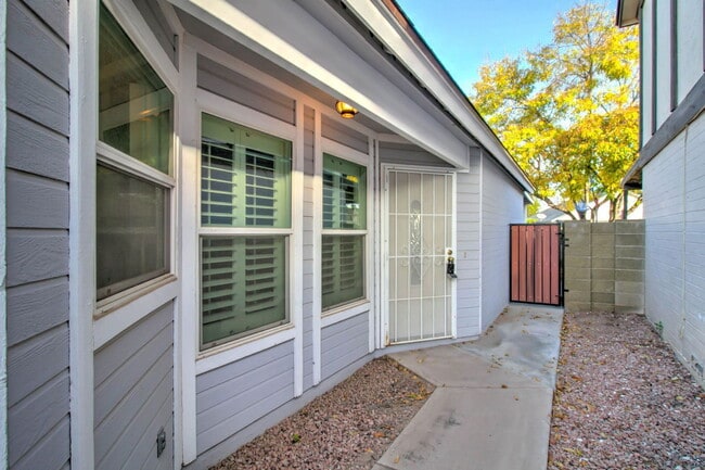 Photo - 1224 W Boxelder Cir