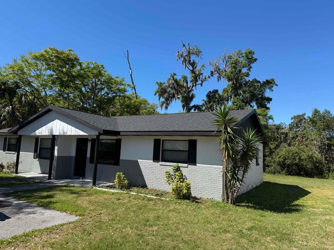 Photo - 224 N Julia Ave