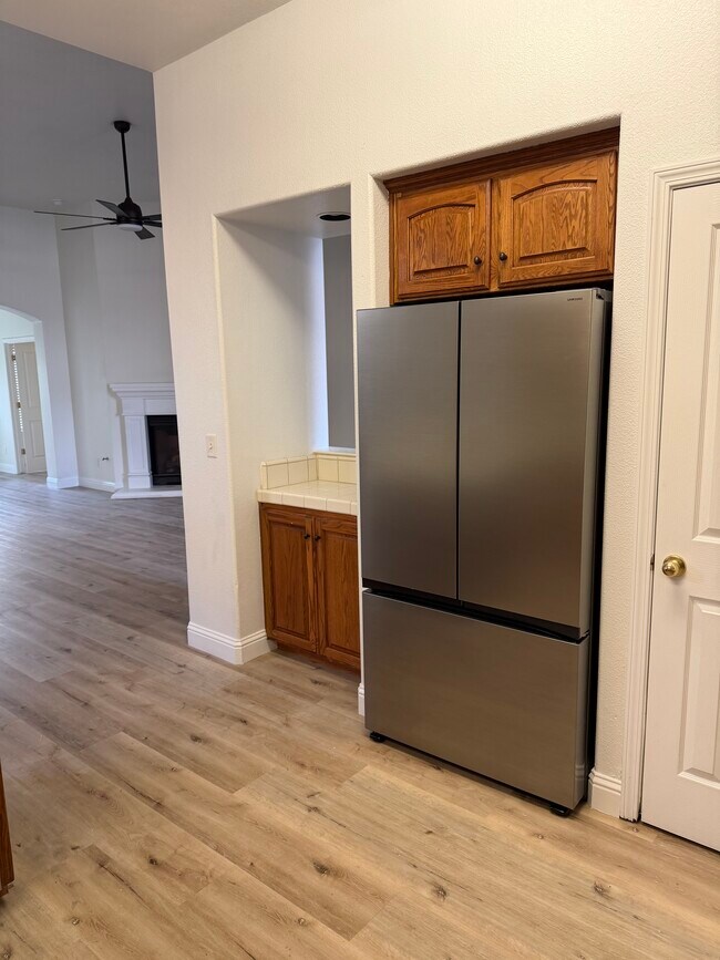 Photo - 1097 E Sarazen Ave