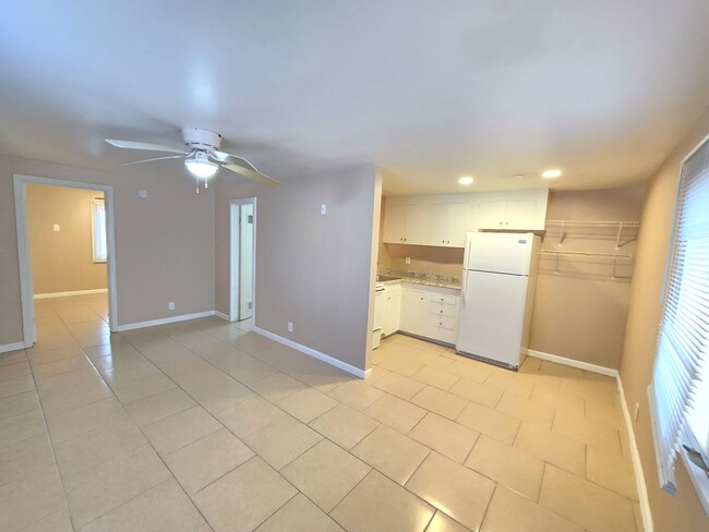 Photo - 1007 N Scovel St