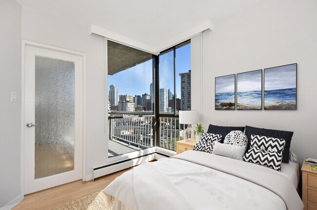 Photo - Hendry House Unit 01004