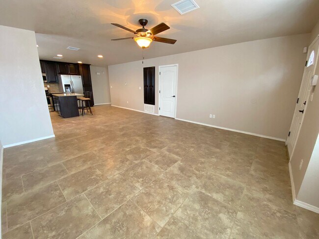 Photo - East El Paso 3bed/2bath Refrig A/C