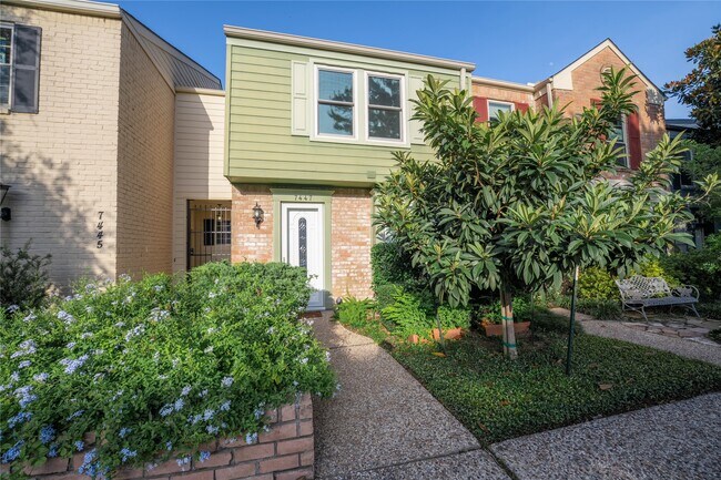 Photo - 7447 Brompton St Unit 7447