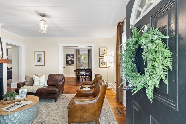 Photo - 200 Judd St