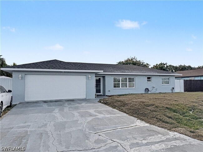 Building Photo - 7658 Laurel Valley Rd