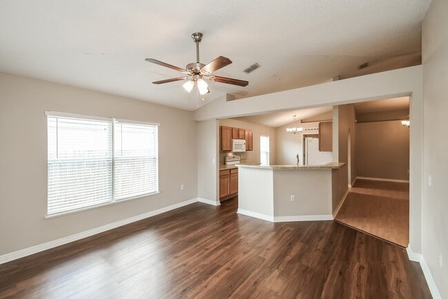 Photo - 3003 Valkyrie Rd