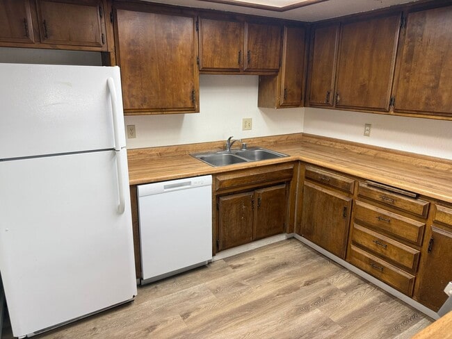 Photo - 2 Bedroom 1 bath Duplex Unit 2456