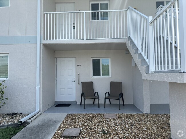 Building Photo - Winter Getaway at Heron Pointe Condominiums