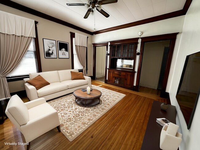 Photo - 2604 Fremont Ave S