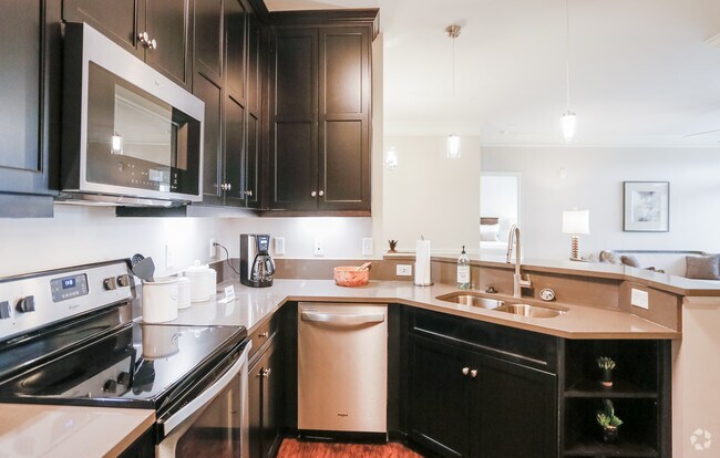 Greystone Pointe