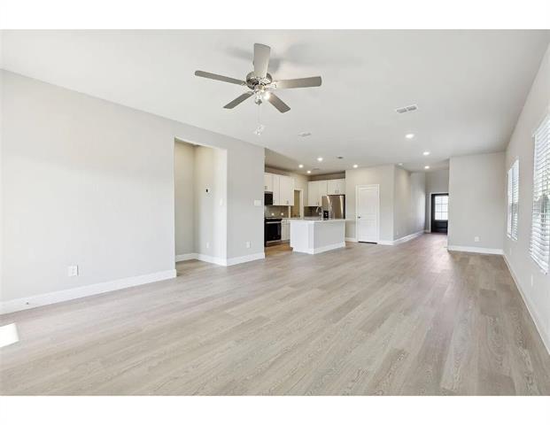 Photo - 707 Hemingway Ln