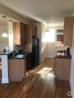 Building Photo - 807 Erie St Unit 3 Rental