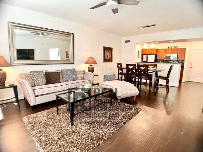 Building Photo - Gorgeous Condo in the heart of Sugar Land, TX Unit Lone Star #334