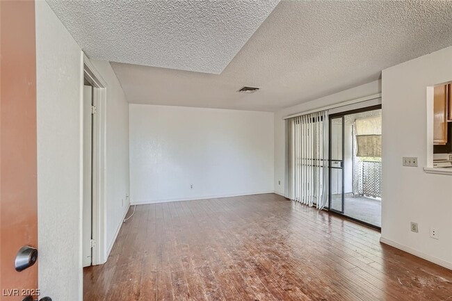 Photo - 4706 Nara Vista Way Unit 202