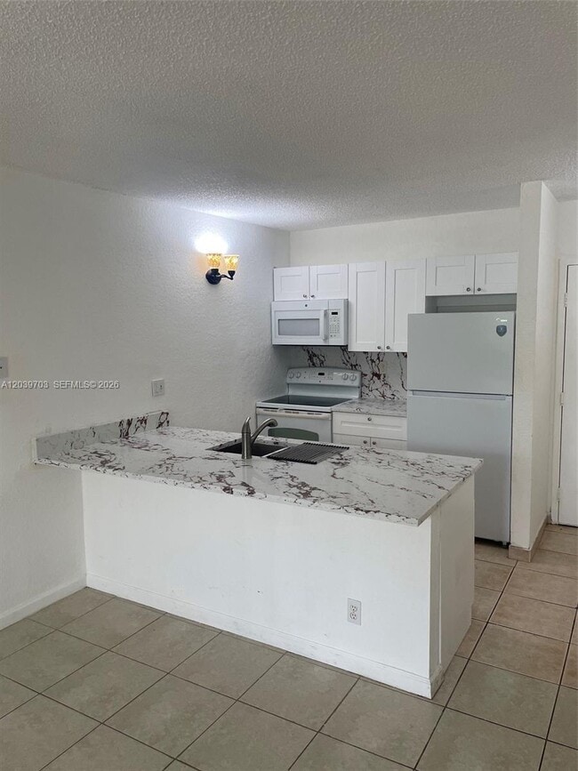 Photo - 2401 Riverside Dr Unit 203-B