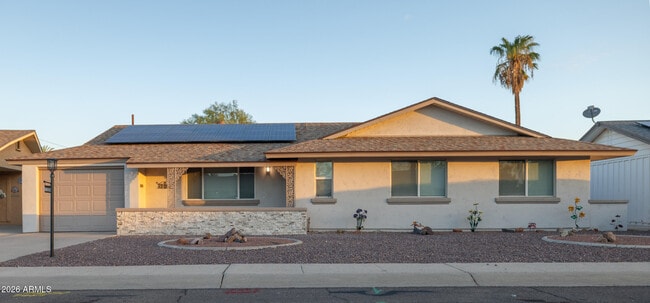 Building Photo - 11208 N 105th Ave