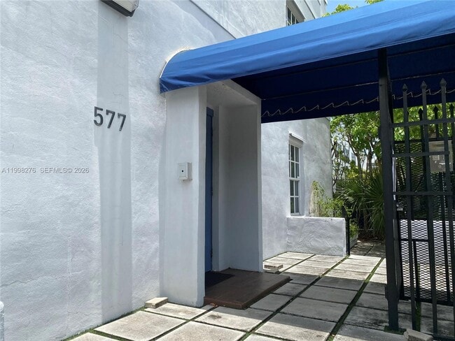 Photo - 577 NE 62nd St Unit 8